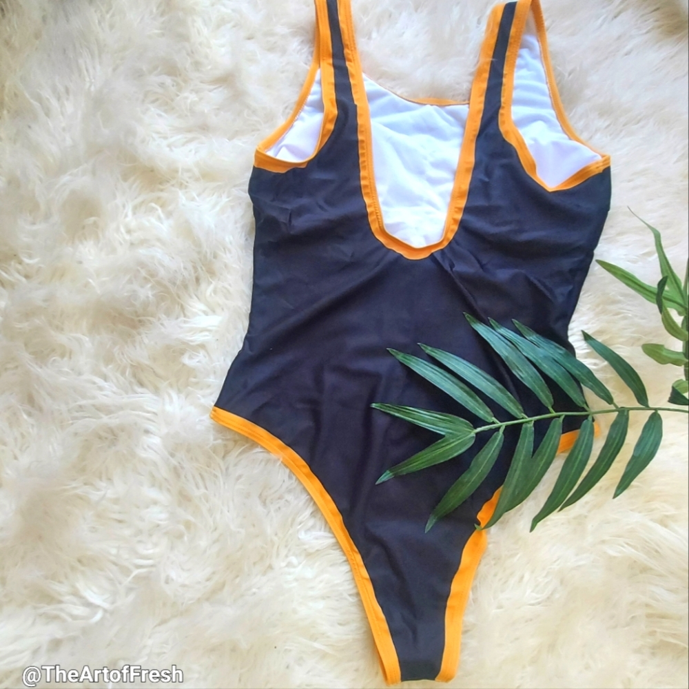 NWOT SHEIN Vacay one-piece Summer Swimsuit Size L - Picture 4 of 11